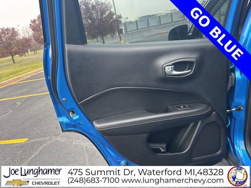 Used 2017 Jeep Compass Latitude w/ Popular Equipment Group image 12