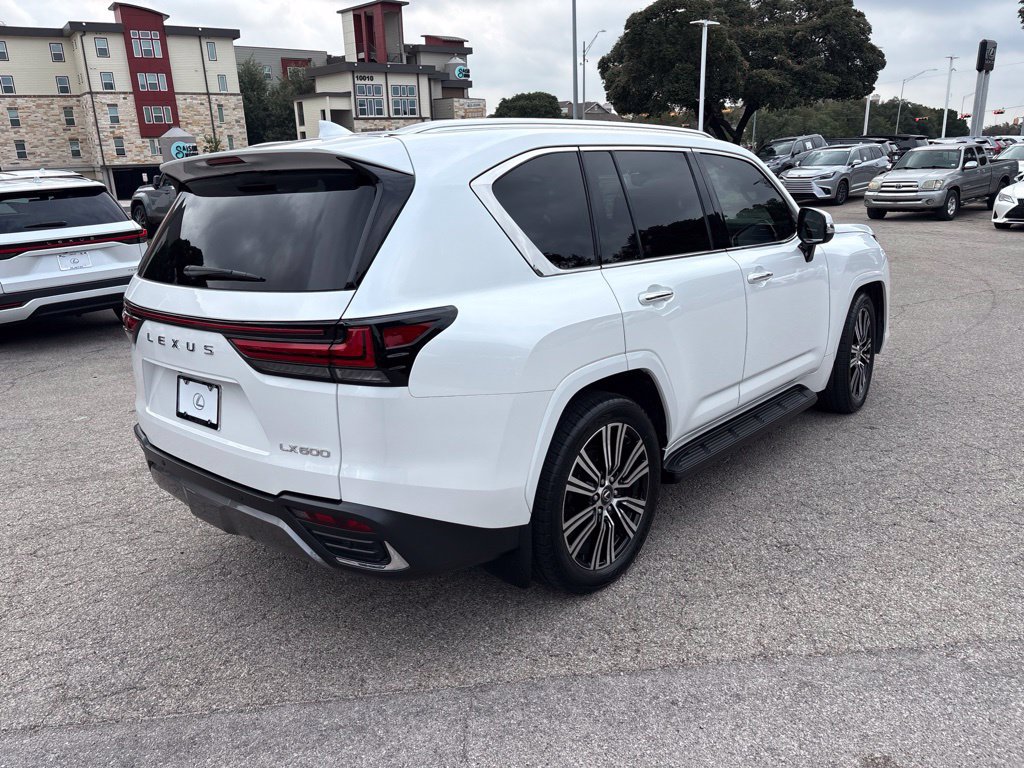 Used 2023 Lexus LX 600 4WD w/ Accessory Package (Z1) image 5