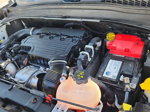 Used 2023 Jeep Renegade Latitude image 15