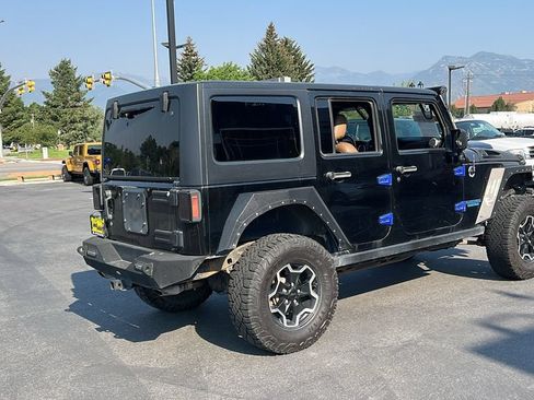 Used 2013 Jeep Wrangler Unlimited Rubicon w/ Dual Top Group AWD/4WD image 5
