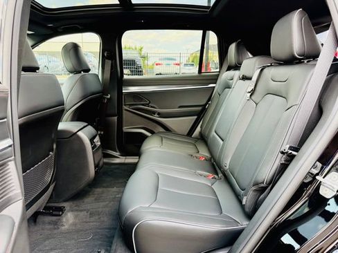 New 2025 Jeep Wagoneer S Limited AWD/4WD image 40