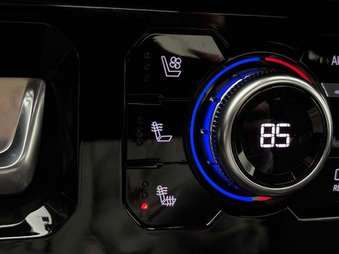 New 2025 GMC Sierra 1500 AT4 w/ AT4 Premium Package image 7