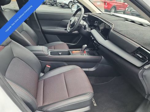 Used 2026 Nissan Kicks SR w/ SR Premium Package FWD image 12