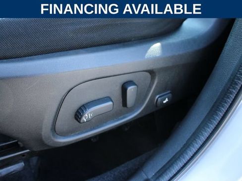 Used 2017 Subaru Forester 2.5i Premium AWD/4WD image 13