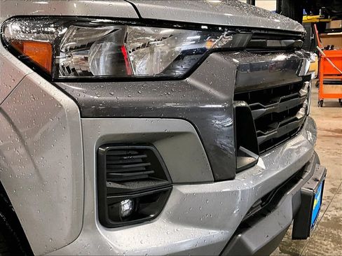 Used 2023 Chevrolet Colorado LT w/ LT Convenience Package II AWD/4WD image 32
