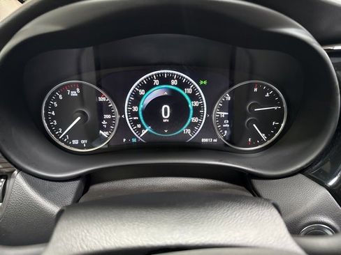 Used 2018 Buick Envision Premium image 16