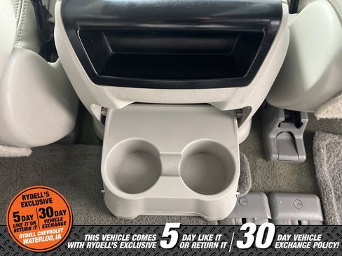 Used 2014 Toyota Sienna XLE image 15