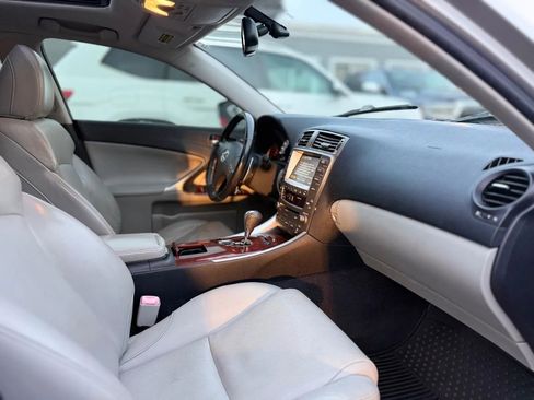 Used 2007 Lexus IS 250 AWD image 28