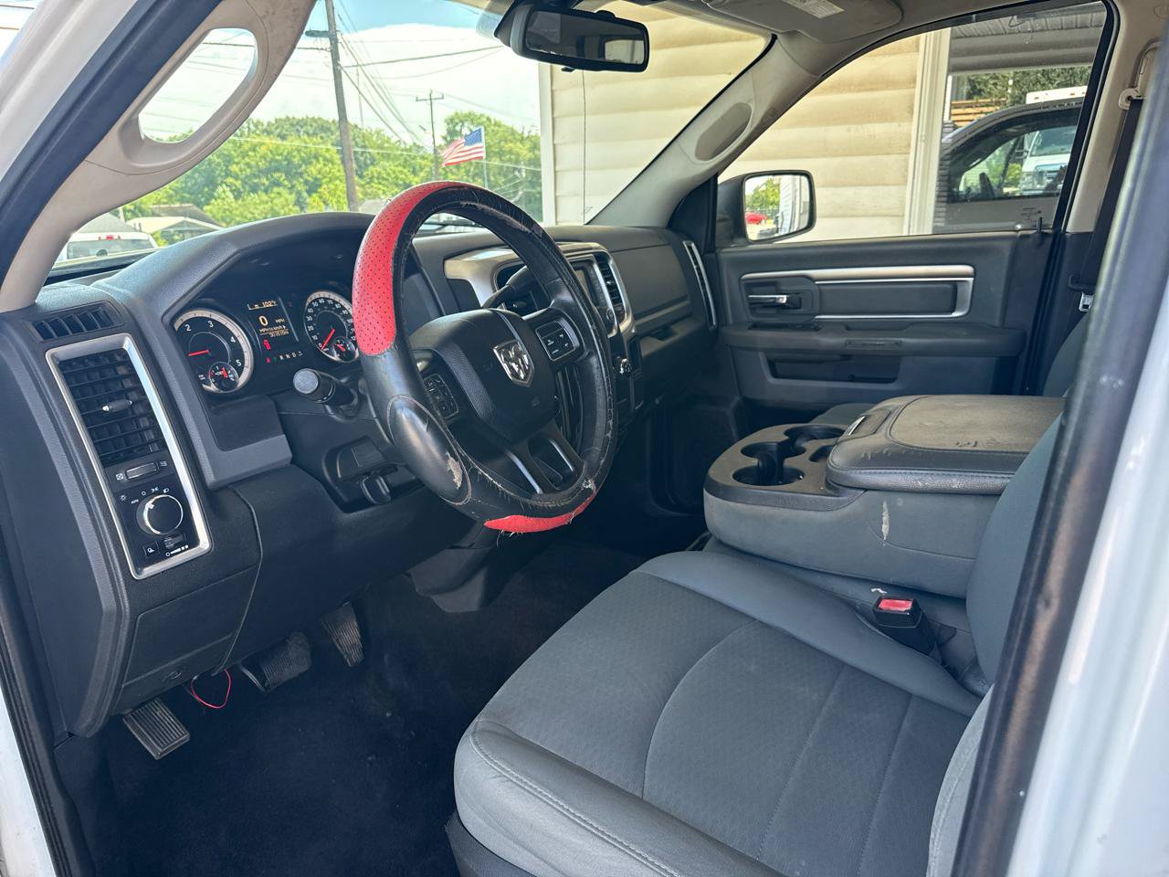 Used 2016 RAM 2500 SLT AWD/4WD image 5