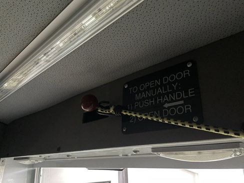 Used 2008 Dodge Sprinter 3500 w/ Window Group Iv Fixed Glass image 26