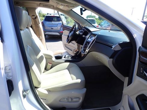 Used 2013 Cadillac SRX Premium AWD/4WD image 12