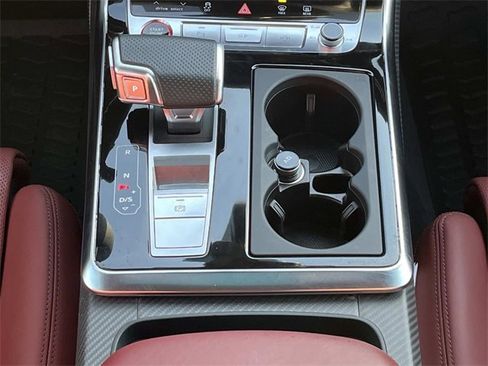 Used 2024 Audi SQ8 Prestige image 17