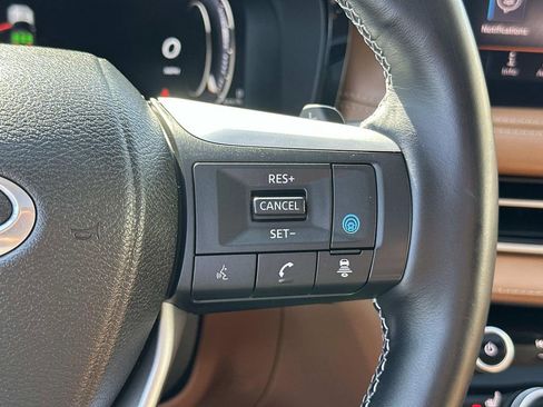 Used 2023 INFINITI QX60 Sensory image 20