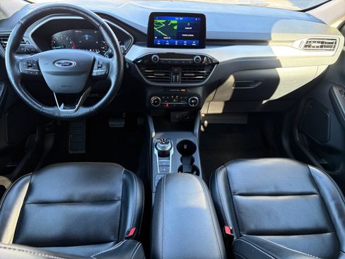 Used 2020 Ford Escape SEL image 16