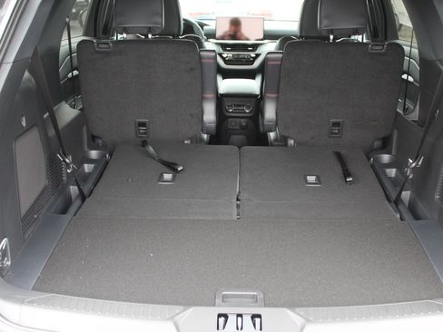 New 2026 Ford Explorer ST-Line w/ ST-Line Street Pack AWD/4WD image 15