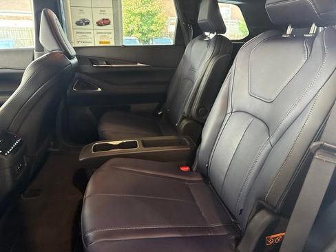 Certified 2026 INFINITI QX60 Sport w/ Dark Cargo Package AWD/4WD image 6