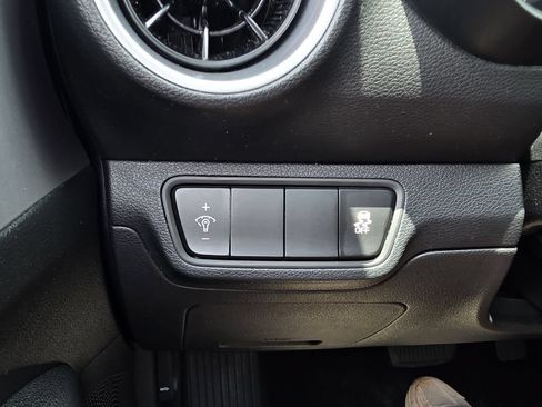 Used 2024 Kia Forte LXS FWD image 29