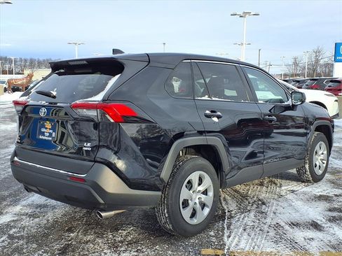 Used 2023 Toyota RAV4 LE image 11