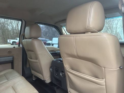 Used 2013 Ford F250 Lariat w/ Chrome Pkg image 14