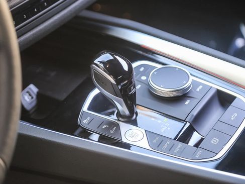 Used 2026 BMW Z4 M40i image 11