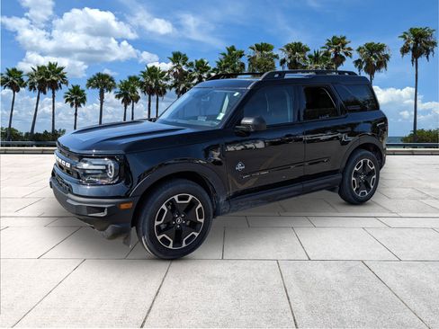 Used 2023 Ford Bronco Sport Outer Banks w/ Tech Package image 4