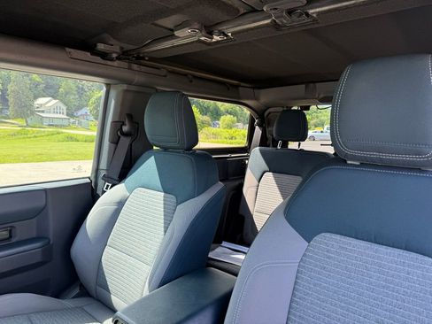 Used 2022 Ford Bronco Outer Banks AWD/4WD image 19