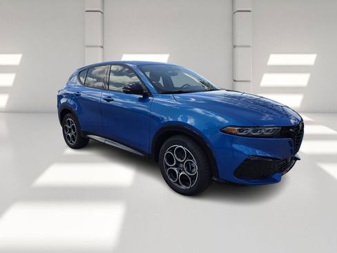 New 2026 Alfa Romeo Tonale Sprint w/ Active Assist Package image 2