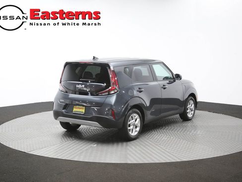 Used 2025 Kia Soul LX w/ LX Technology Package FWD image 39