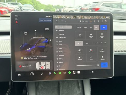 Used 2024 Tesla Model Y Long Range AWD/4WD image 20
