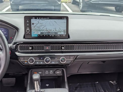 Used 2023 Honda Civic Touring image 17