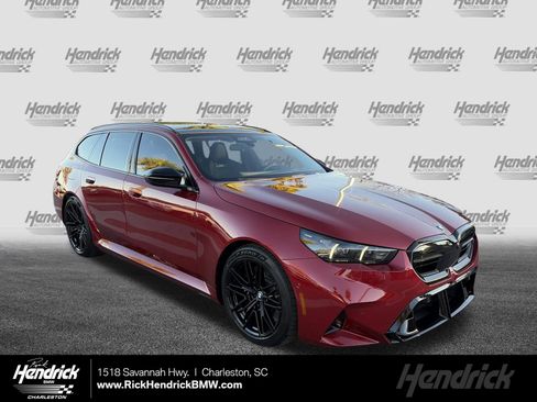 New 2026 BMW M5 Touring image 1