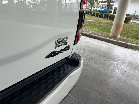 Used 2024 RAM 3500 Big Horn w/ Night Edition image 23