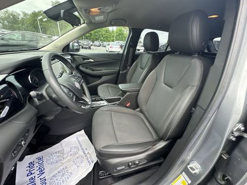 Certified 2023 Buick Encore GX Select w/ Sport Touring Package FWD image 18