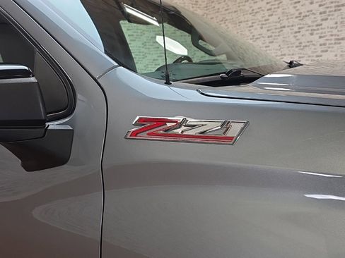 Used 2020 Chevrolet Silverado 1500 RST image 12