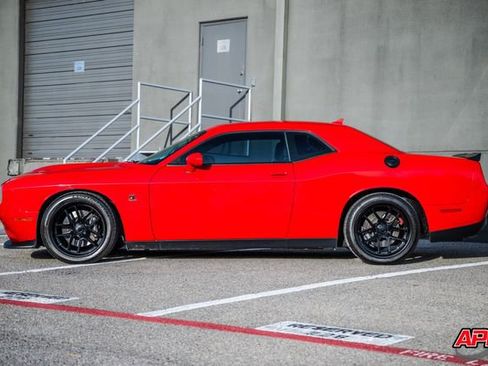 Used 2019 Dodge Challenger R/T Scat Pack w/ Plus Package image 13