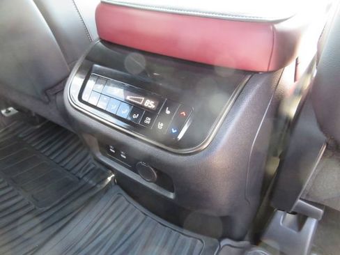 Used 2025 INFINITI QX80 Autograph w/ Premium Cargo Package AWD/4WD image 22