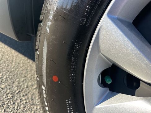 Used 2024 Honda CR-V LX image 27