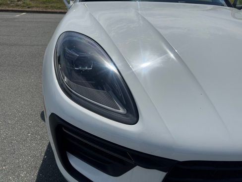 Certified 2023 Porsche Macan Turbo AWD/4WD image 13