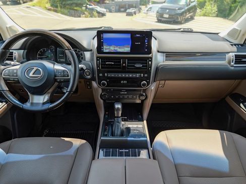 Used 2023 Lexus GX 460 Premium w/ Premium Package AWD/4WD image 42