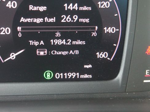 Used 2023 Honda Accord EX image 9