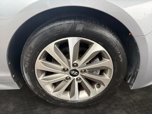 Used 2015 Hyundai Sonata Sport w/ Option Group 04 FWD image 37