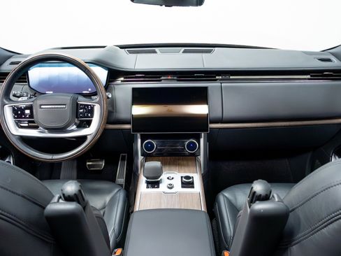 Used 2023 Land Rover Range Rover Long Wheelbase Autobiography AWD/4WD image 12