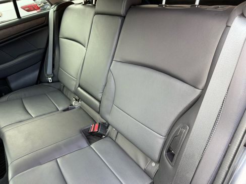 Used 2018 Subaru Outback 2.5i Limited image 7