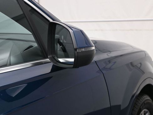 Used 2019 Audi Q7 3.0T Premium Plus w/ Premium Plus Package image 13