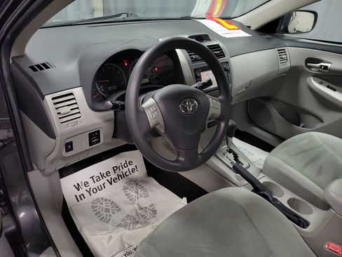 Used 2012 Toyota Corolla LE image 13