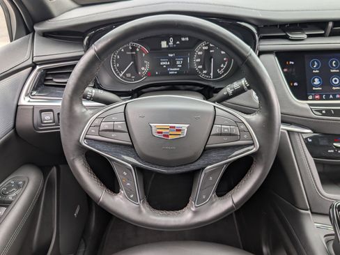 Used 2024 Cadillac XT5 Premium Luxury FWD image 24