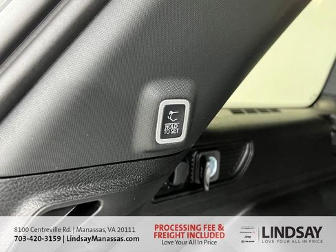 New 2025 Jeep Grand Cherokee Altitude AWD/4WD image 10