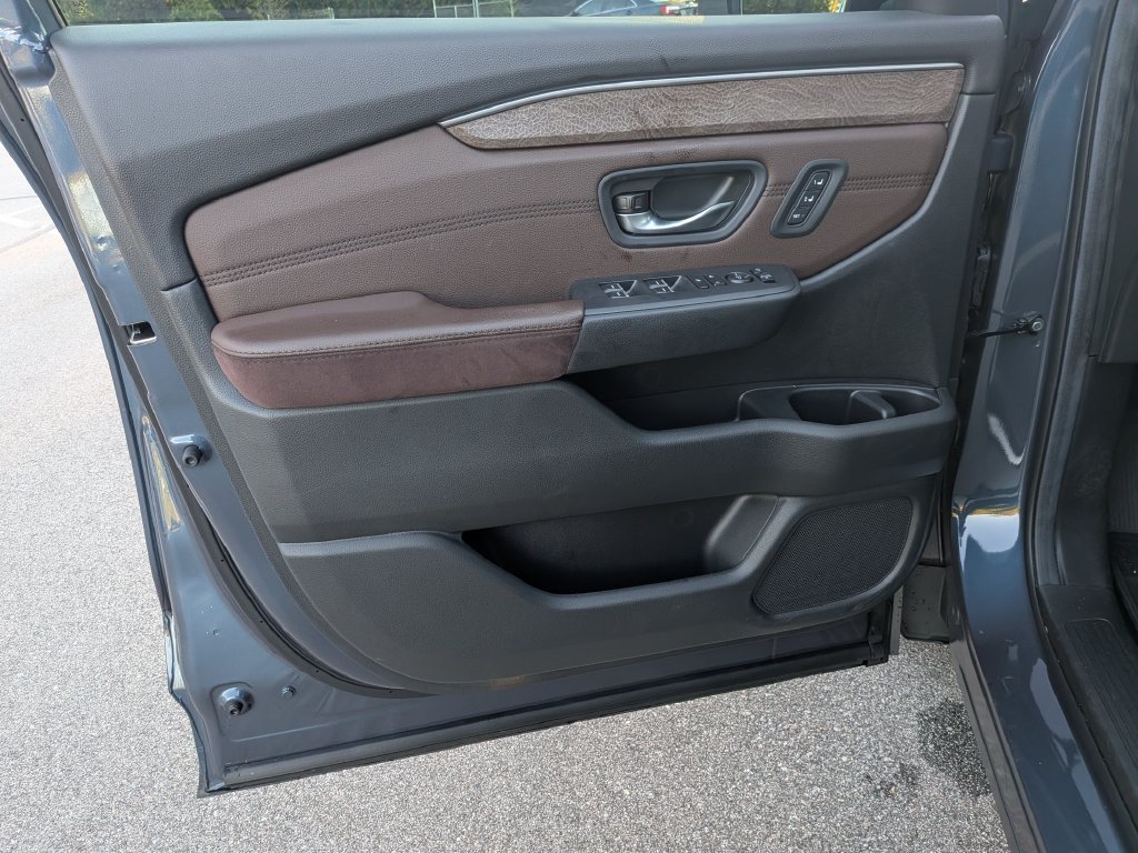 Used 2026 Honda Pilot Elite image 9