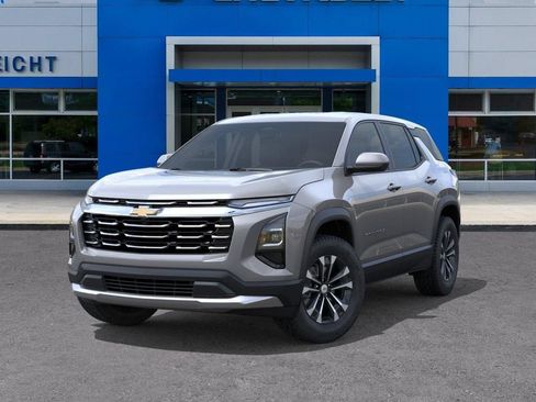 New 2027 Chevrolet Equinox LT FWD image 6