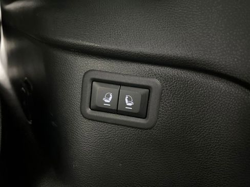 Used 2024 Jeep Wagoneer L Series II w/ Flexible Seating Group image 37